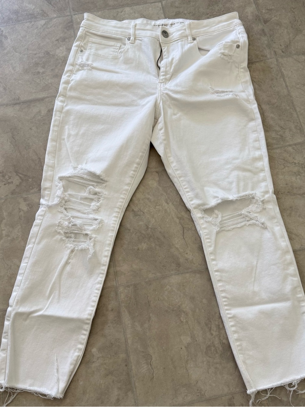 Women’s American Eagle Outfitters White High-Rise Skinny Jeans- size 12